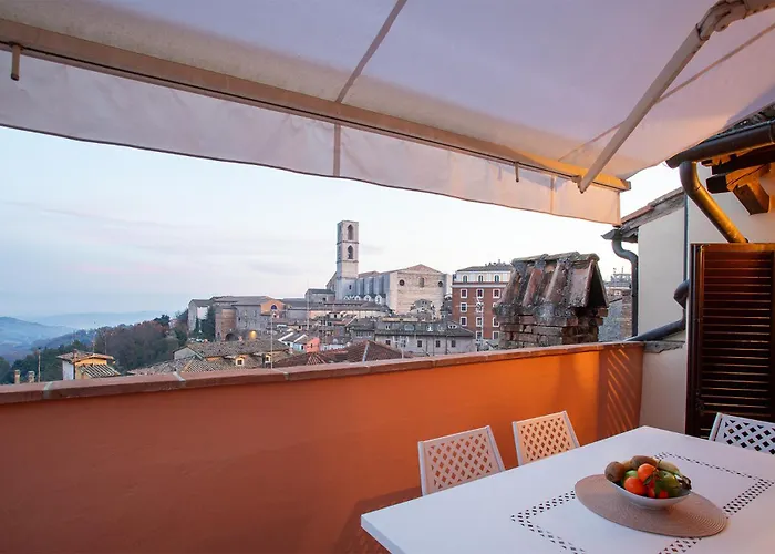 Panoramic Apt - A Due Passi Dal Centro - Italywego