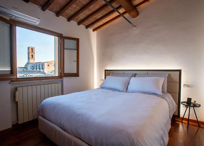 Panoramic Apt - A Due Passi Dal Centro - Italywego